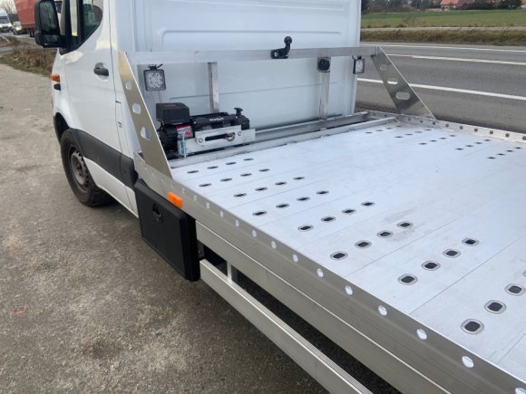 Recovery - automobilio pervežimai visoje UK